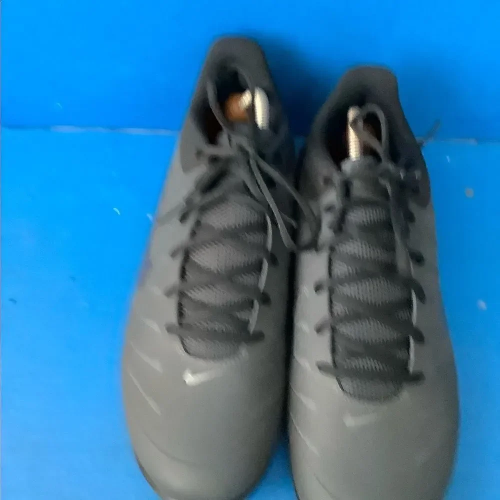 Nike Air Mavin 2 830368-003 Mens Low Top Basketball Shoes Black Gray Size 10.5